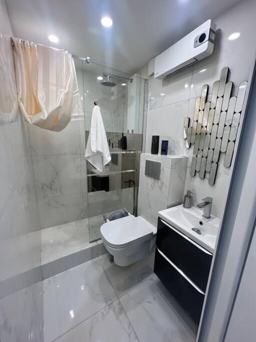 Maison Appartement Triplex Avec Jacuzzi Et Sauna 생테티엔 외부 사진